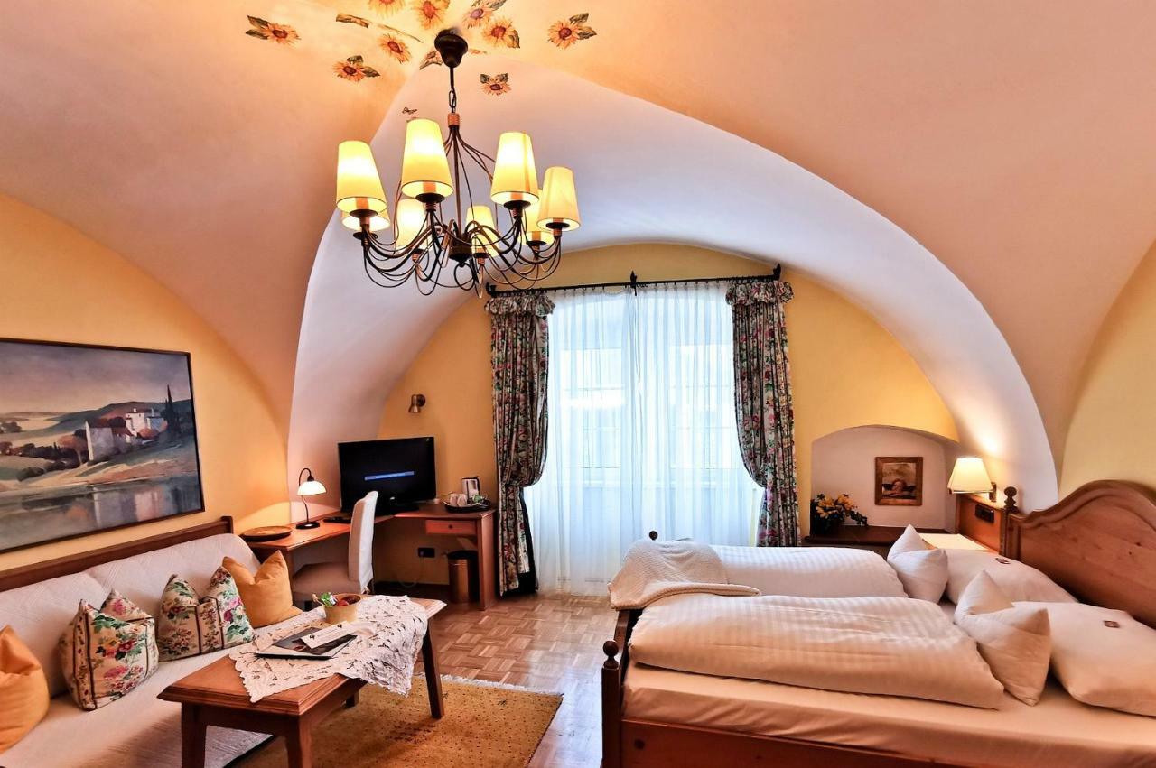 Hotel Schrannenhof Klosterneuburg Dış mekan fotoğraf